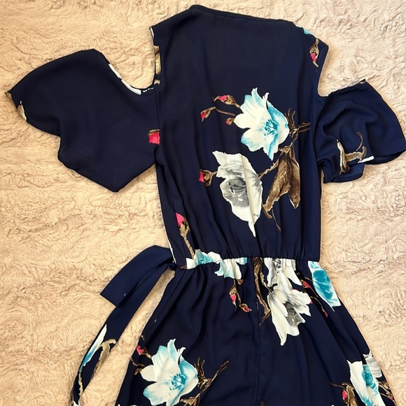 Size XS dress • Charlotte Russe - Picture 10 of 11